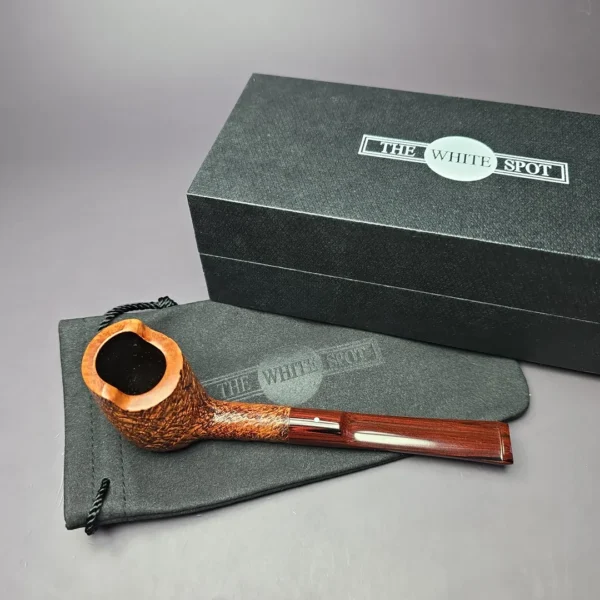 Dunhill 2023 County 4212 Sandblasted Windshield Billiard Estate Briar Pipe, Unsmoked - Image 2